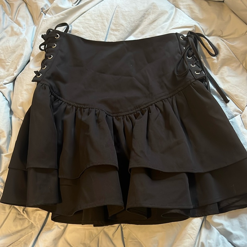 Black skirt